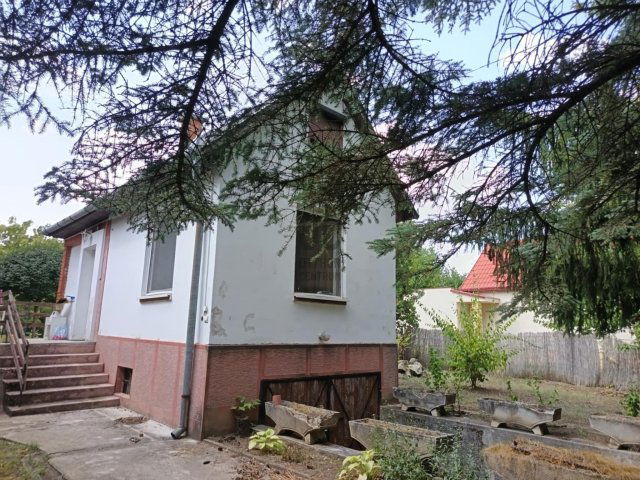 Eladó nyaraló, Nyíregyházán 16.3 M Ft, 2 szobás