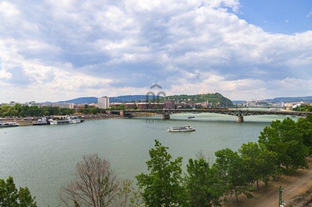 Eladó téglalakás, Budapesten, IX. kerületben 180 M Ft, 3 szobás