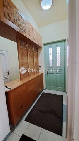 Eladó családi ház, Dunakeszin 199.5 M Ft, 7 szobás