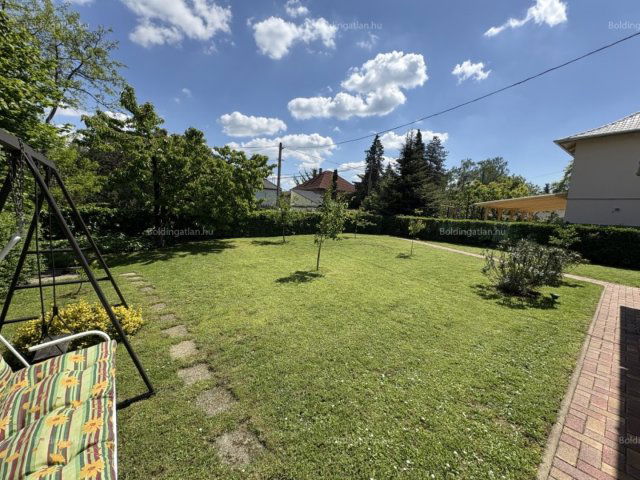 Eladó családi ház, Kaposváron 88.8 M Ft, 6 szobás