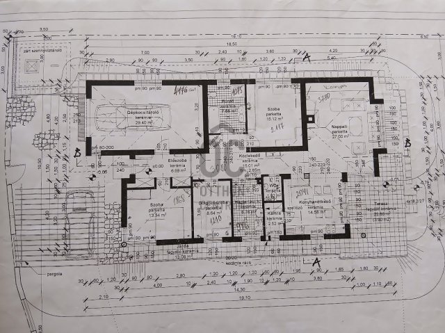 Eladó családi ház, Pécelen 159 M Ft, 4 szobás