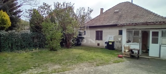 Eladó családi ház, Gödöllőn 95 M Ft, 2 szobás
