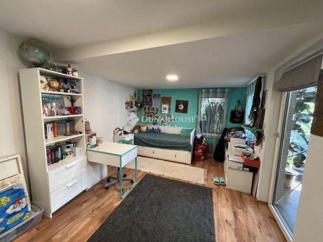 Eladó családi ház, Győrött 89.9 M Ft, 4 szobás