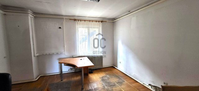 Eladó téglalakás, Pilisen 59 M Ft, 8 szobás