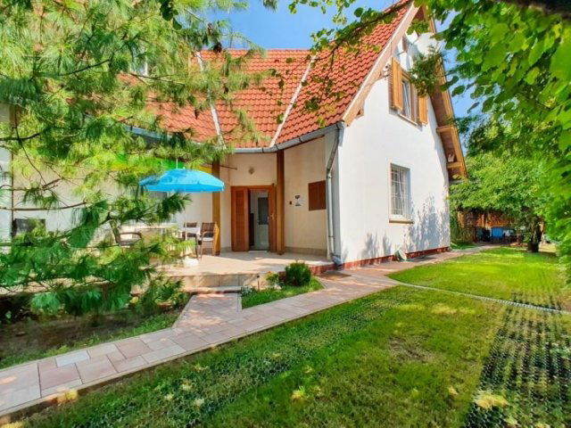 Eladó családi ház, Vonyarcvashegyen 144.9 M Ft, 4 szobás