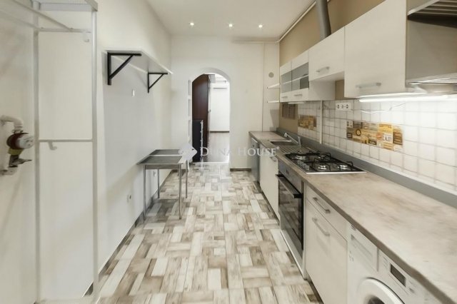 Eladó téglalakás, Budapesten, XIII. kerületben 69.9 M Ft