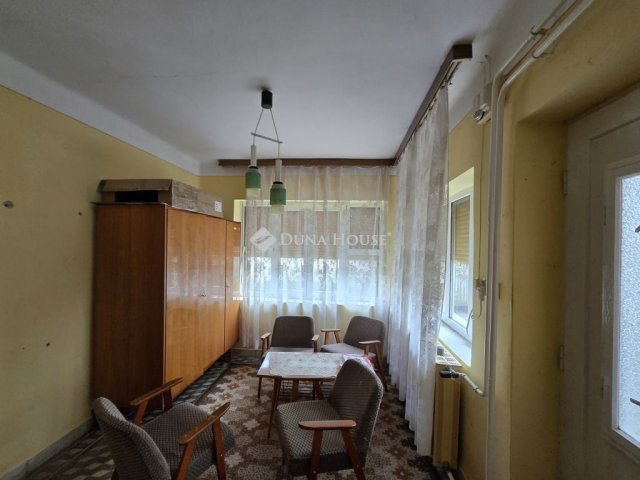 Eladó családi ház, Úrhidán 58 M Ft, 3 szobás