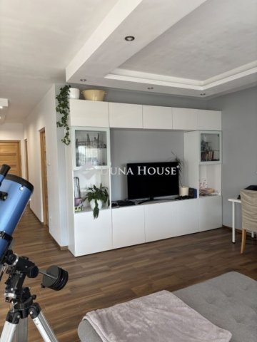 Eladó családi ház, Balatonkenesén 146.5 M Ft, 4 szobás