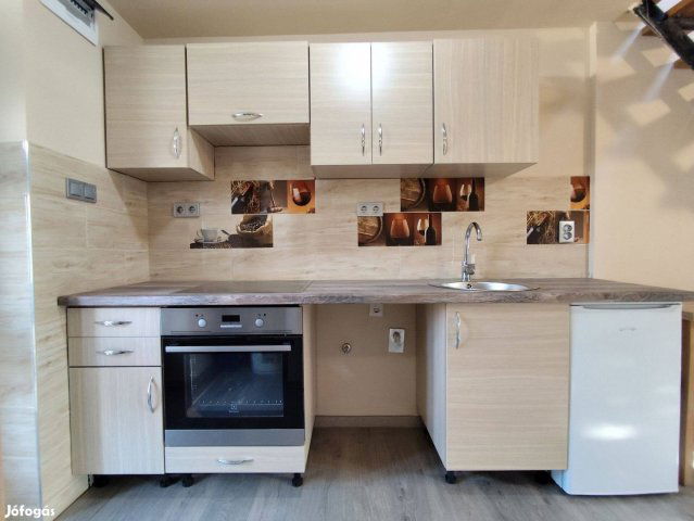 Eladó nyaraló, Dombóváron 24 M Ft, 2 szobás