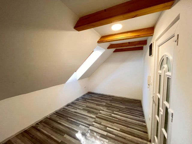 Eladó iroda, Kaposváron, Bajcsy-Zsilinszky utcában 6.8 M Ft