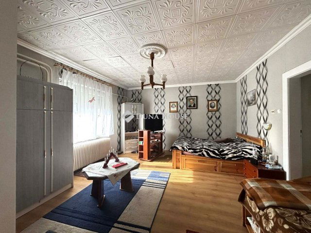 Eladó családi ház, Újrónafőn 49.9 M Ft, 2 szobás
