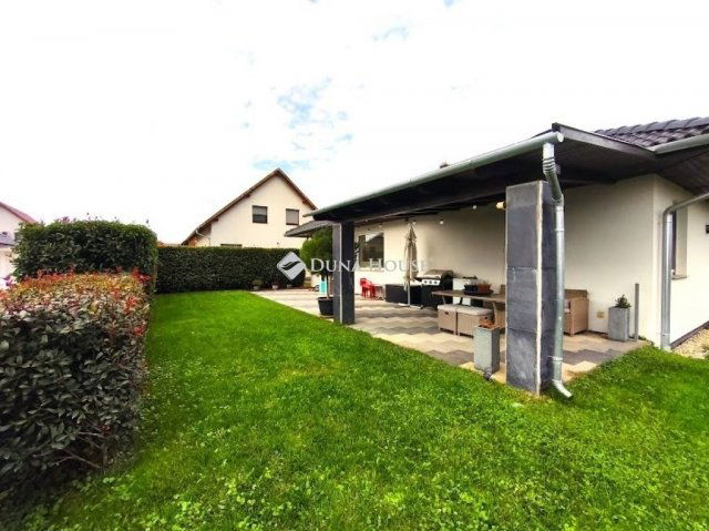 Eladó családi ház, Kozármislenyen 99.9 M Ft, 3 szobás