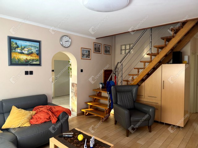 Eladó családi ház, Ugodon 80 M Ft, 4 szobás