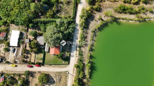 Eladó nyaraló, Dunaharasztin 19.9 M Ft, 2 szobás