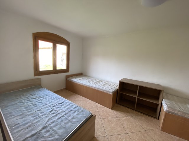 Kiadó hotel, Hegyeshalomban 120 E Ft / hó, 1 szobás