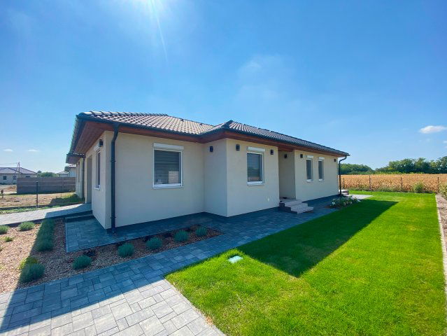 Eladó családi ház, Kecskeméten 125 M Ft, 4 szobás