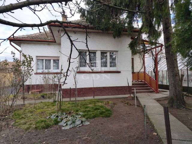 Eladó családi ház, Dunaharasztin 125 M Ft, 3 szobás