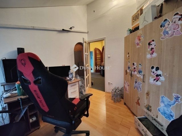 Eladó ikerház, Vecsésen 105 M Ft, 6 szobás