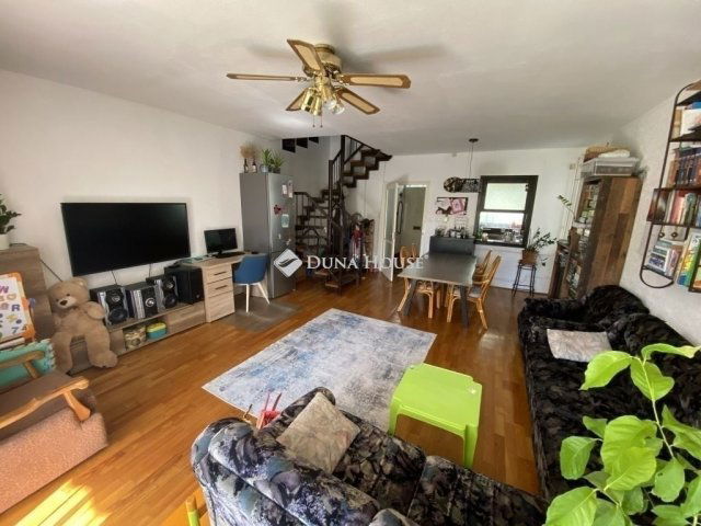 Eladó téglalakás, Budapesten, XVIII. kerületben 80 M Ft