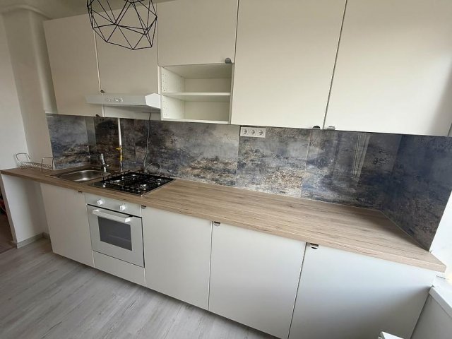 Eladó téglalakás, Vácon 50.5 M Ft, 1 szobás