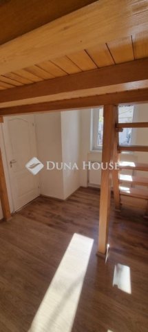 Eladó téglalakás, Pécsett 55 M Ft, 2 szobás