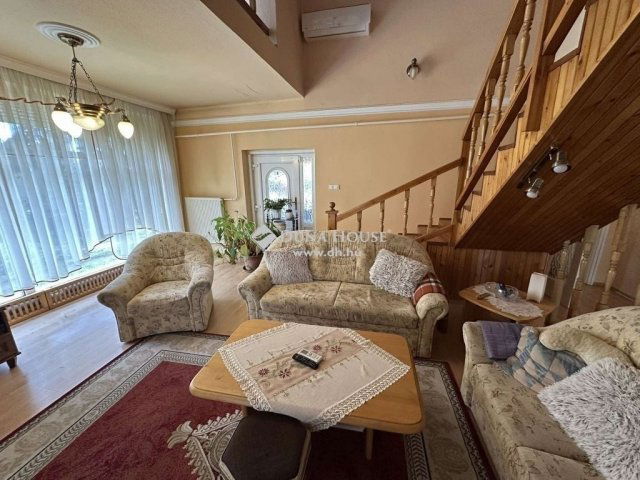 Eladó családi ház, Albertirsán 84.5 M Ft, 5 szobás