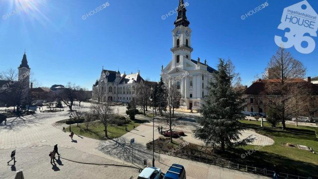 Eladó téglalakás, Kecskeméten 67 M Ft, 3 szobás