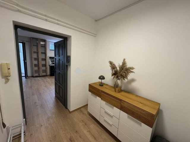 Eladó téglalakás, Pécsett 69.9 M Ft, 2 szobás