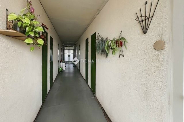 Eladó téglalakás, Budapesten, XX. kerületben 79.9 M Ft, 3 szobás