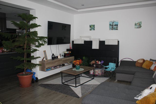 Eladó családi ház, Csornán 92 M Ft, 3 szobás