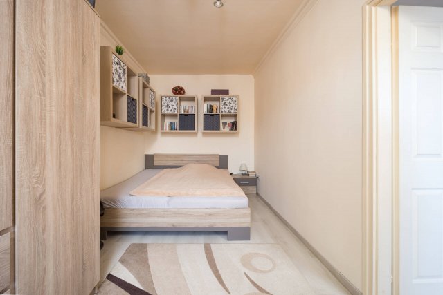 Eladó téglalakás, Vácon 55 M Ft, 2 szobás