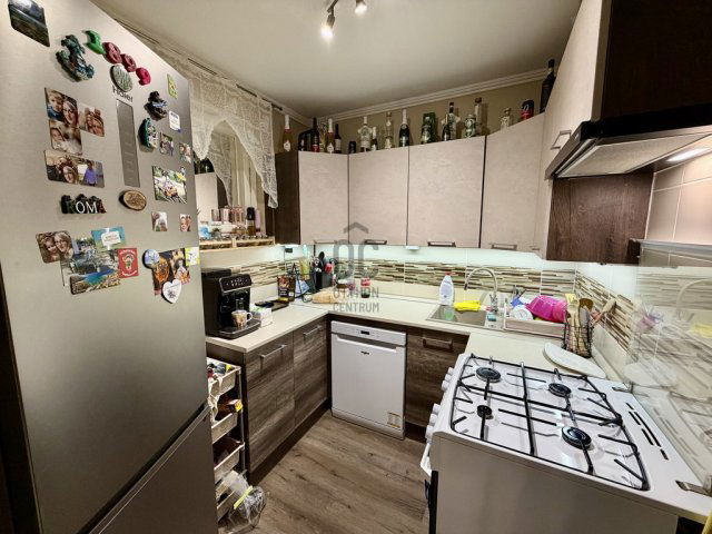 Eladó panellakás, Dunakeszin 76.7 M Ft, 3 szobás