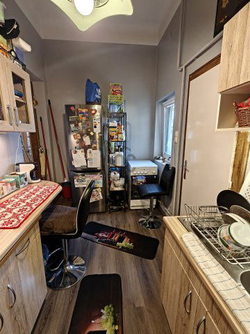 Eladó családi ház, Cegléden 37.9 M Ft, 2 szobás