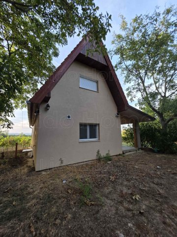 Eladó nyaraló, Balatonlelleén 74.9 M Ft, 1+2 szobás