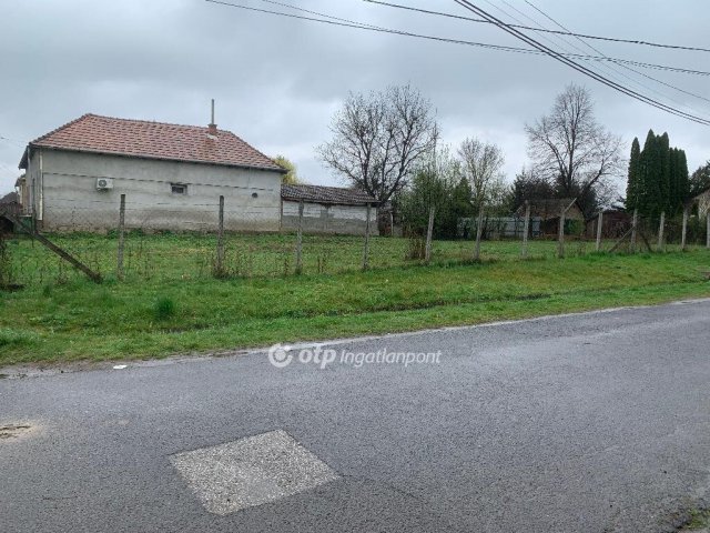 Eladó telek, Pétervásárán 4 M Ft / költözzbe.hu