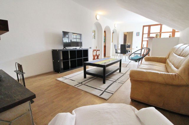 Kiadó téglalakás, albérlet, Debrecenben 320 E Ft / hó, 3 szobás