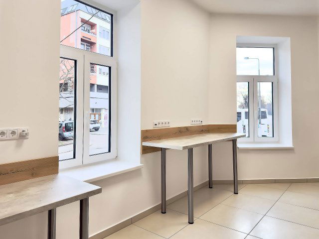 Eladó iroda, Egerben 192 M Ft, 5 szobás / költözzbe.hu