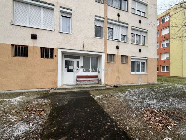 Kiadó téglalakás, albérlet, Szombathelyen, Hadnagy utcában