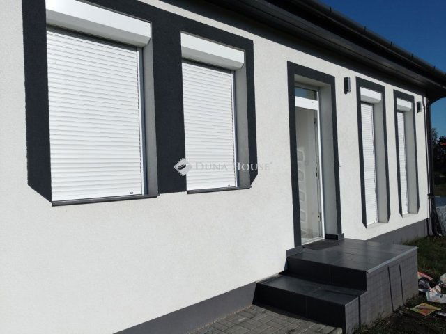 Eladó családi ház, Perkátán 69.5 M Ft, 4 szobás