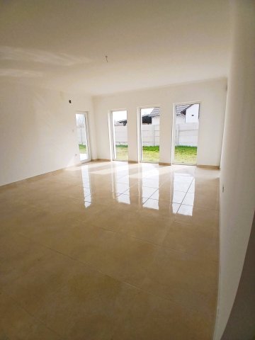 Eladó családi ház, Ráckevén 89.9 M Ft, 5 szobás