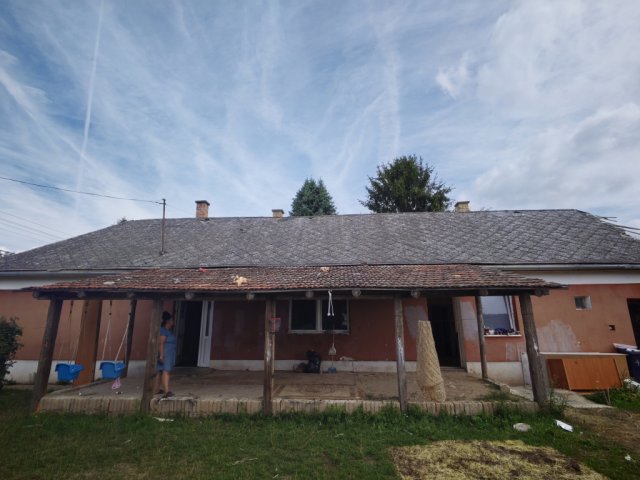 Eladó családi ház, Gávavencsellőn 8.5 M Ft, 2 szobás