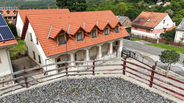 Eladó ipari ingatlan, Orfűn 320 M Ft, 4 szobás