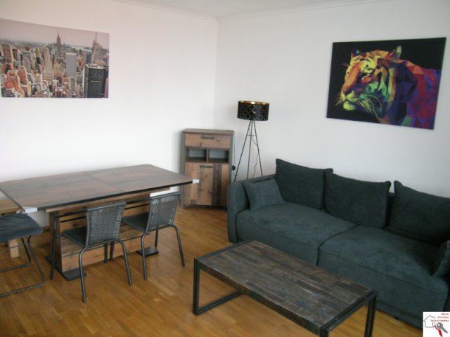 Kiadó téglalakás, albérlet, Pécsett 270 E Ft / hó, 3 szobás