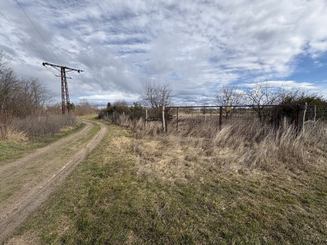 Eladó telek, Szabadbattyánban 39.9 M Ft / költözzbe.hu