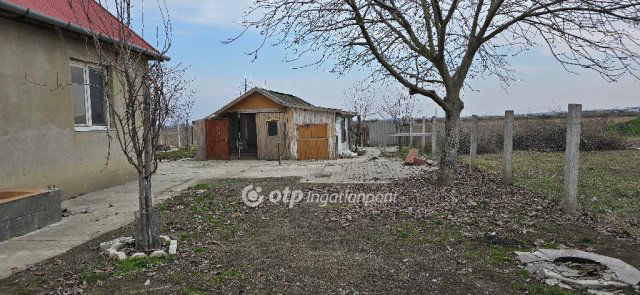 Eladó családi ház, Püspökladányban 9.9 M Ft, 2 szobás