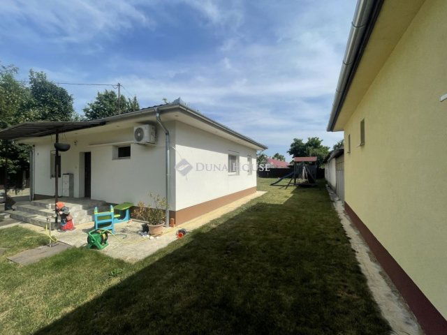 Eladó családi ház, Hajdúböszörményen 73.99 M Ft, 2+2 szobás