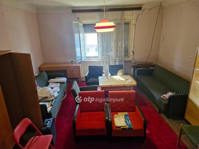 Eladó családi ház, Tengelicén 21.99 M Ft, 3+1 szobás