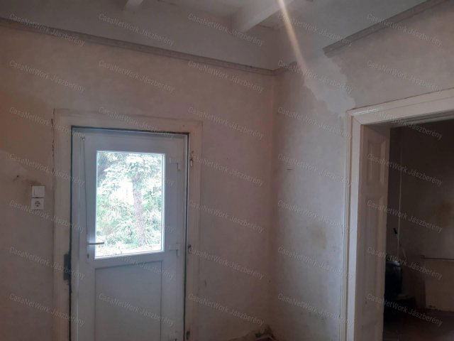 Eladó családi ház, Tarnaörsön 6.9 M Ft, 2 szobás