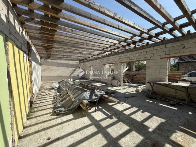 Eladó családi ház, Pilisen 44.9 M Ft, 4 szobás