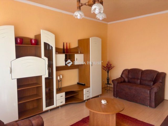 Kiadó téglalakás, albérlet, Nyíregyházán 170 E Ft / hó